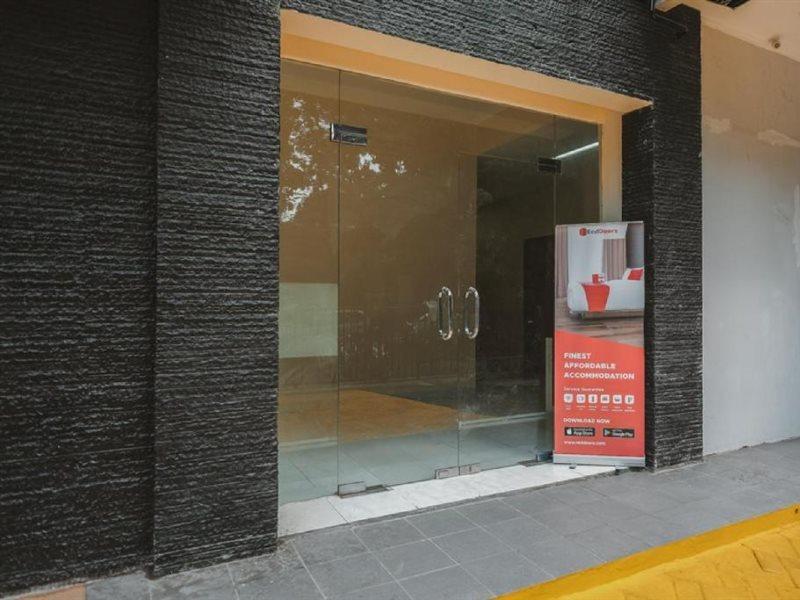 Reddoorz Plus Near Plaza Blok M Yakarta Exterior foto