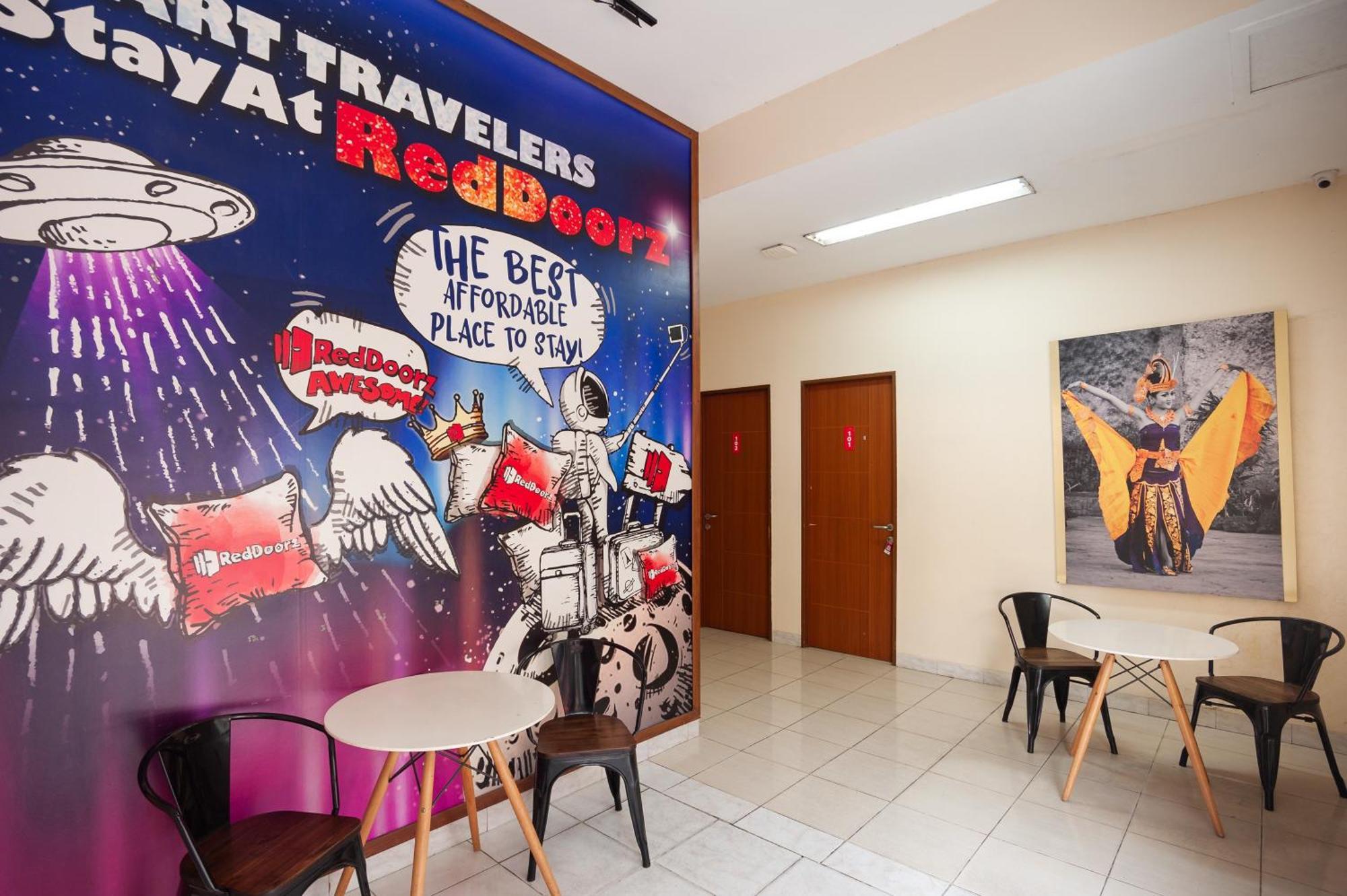 Reddoorz Plus Near Plaza Blok M Yakarta Exterior foto