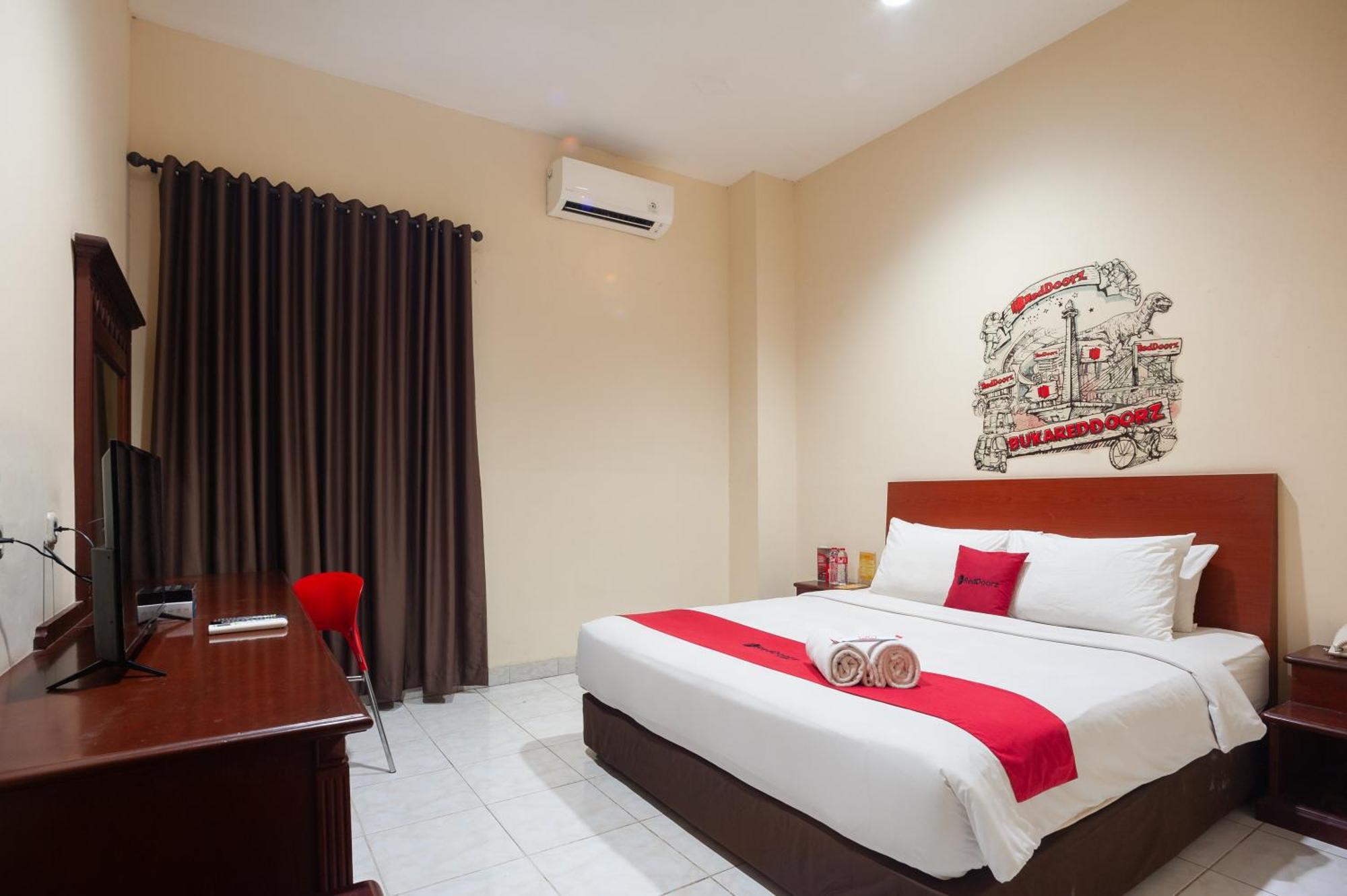 Reddoorz Plus Near Plaza Blok M Yakarta Exterior foto